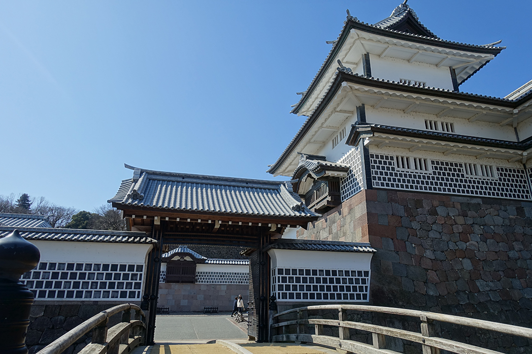 Kanazawa Castle reflects centuries of Japanese history through its impressive stone walls, elegant architecture and ongoing restoration preserving an important cultural landmark.