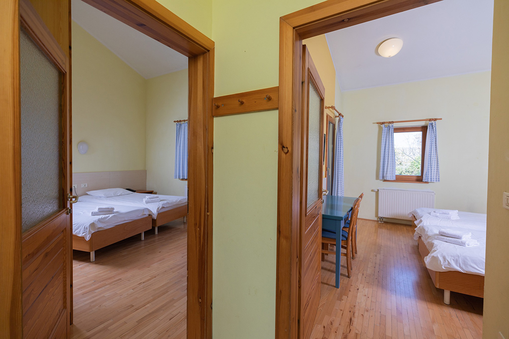 Youth_Hostel_Debeli_Rtic_-_Ankaran_-_Slovenia_10.jpg