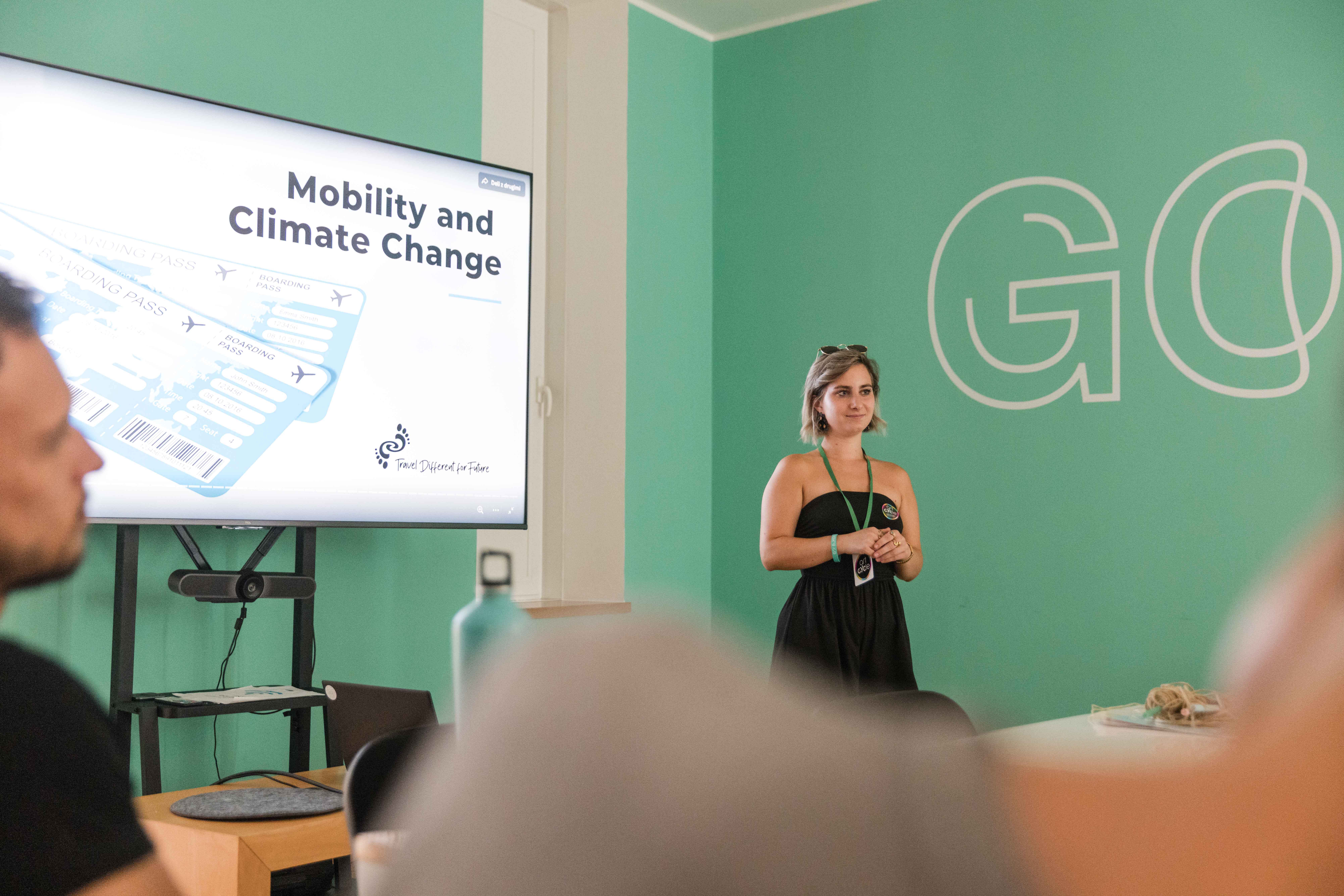 Delavnica o trajnostni mobilnosti v srednji šoli – Workshop on Sustainable Mobility in High School